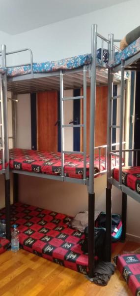 sharing room with other guests